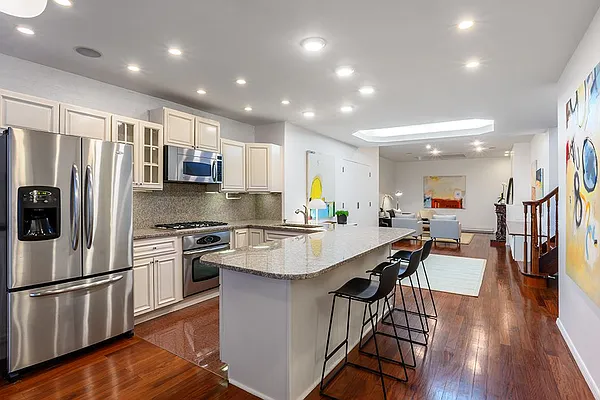 Sold by Compass | media 3