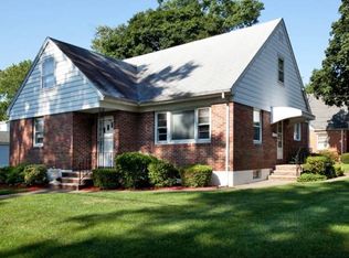 83 Dyer Ave, Emerson, NJ 07630