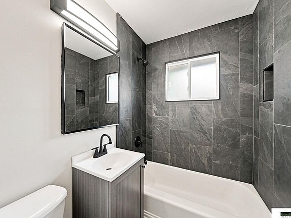 3rd image of 700 N 54th St