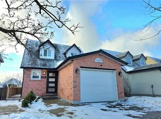 662 Elgin St N, Cambridge, ON N1R7W5