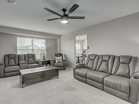 2nd image of 10635 Pepperwood Dr