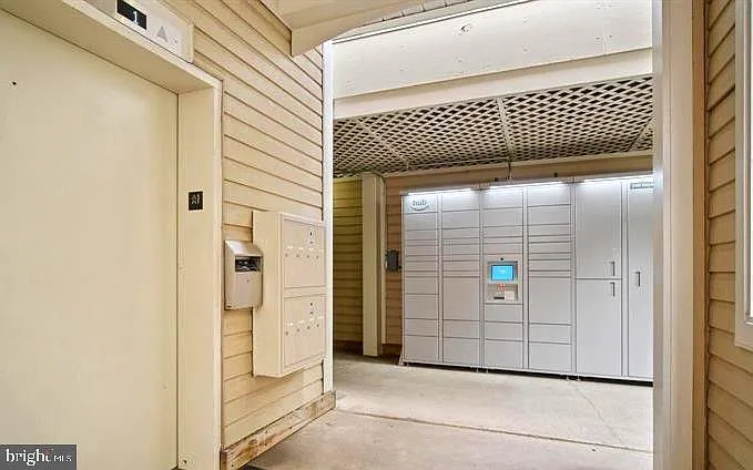 240 S Reynolds St #411 — Photo 26