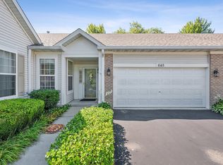 645 S Cadillac Cir, Romeoville, IL 60446