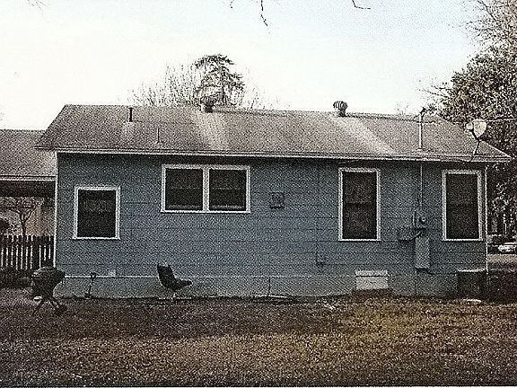 REAR OF HOUSE