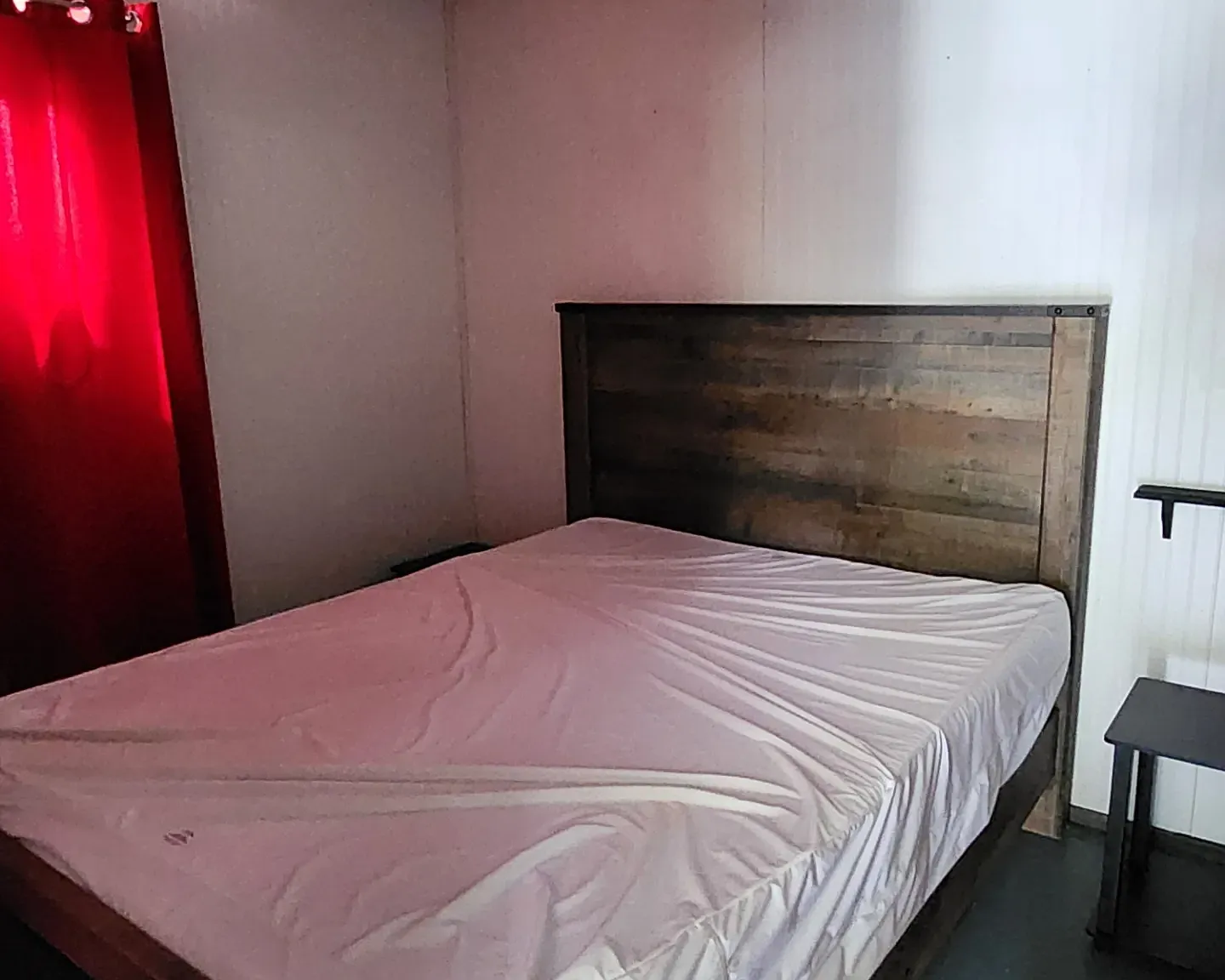 3 bed, 700 sqft, $1,175 — Photo 1