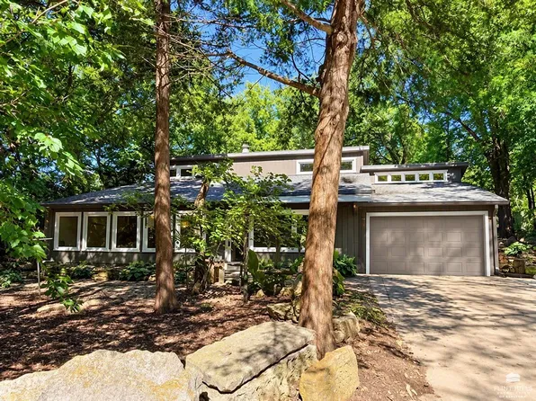 2713 Stagg Hill Rd, Manhattan, KS 66502