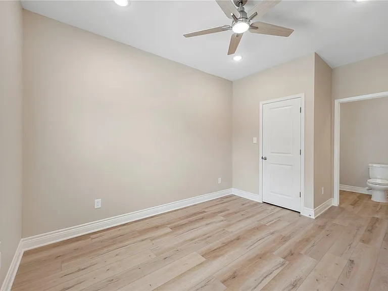 3213 Link St #112 — Photo 13