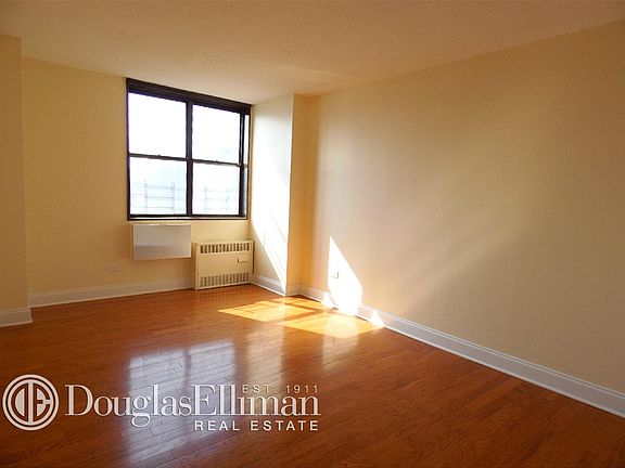 3rd image of 3333 Broadway APT E20c