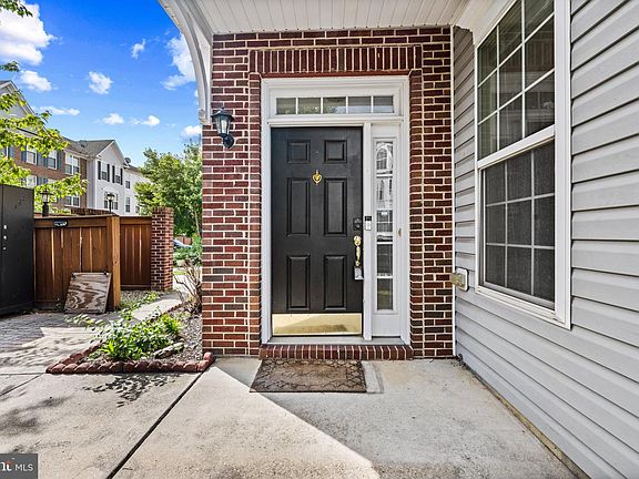 5th image of 101 Leather Fern Way