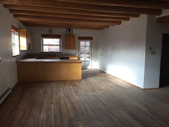 5th image of 823 Acequia Madre