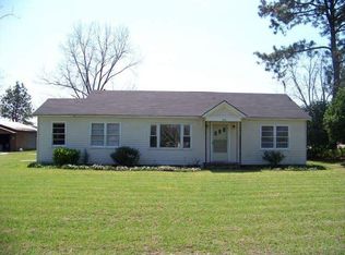 394 Floyd Dr, Statesboro, GA 30461