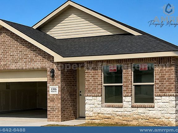 2nd image of 1316 Sioux Pl