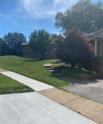 2nd image of 4410 Vermilion Dr
