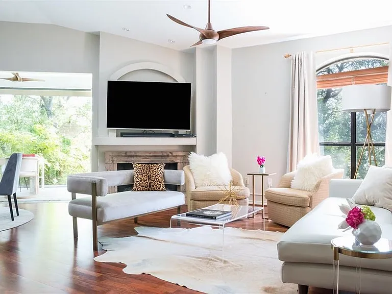 1000 Liberty Park Dr #202 — Photo 4