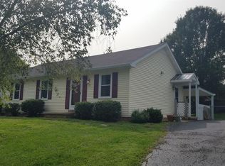 135 Spring Valley Dr, Stanford, KY 40484