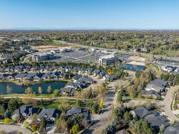 2699 S Creek Pointe Ln, Eagle, ID 83616