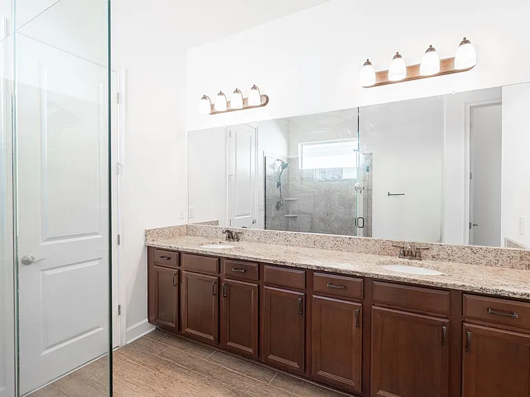 10667 Cardera Dr — Photo 30