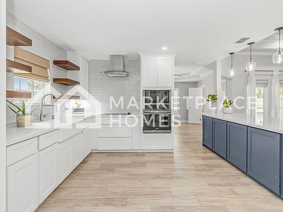 4th image of 10309 N 12th St