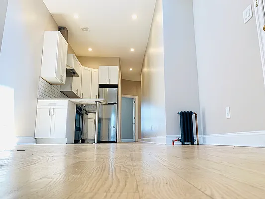 Rented by Blue Egg Realty Corp | media 23