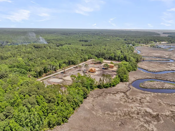 1098 Theodore Brunson Rd, Awendaw, SC 29429