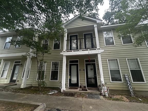 3rd image of 1417 Pullen Rd APT 102