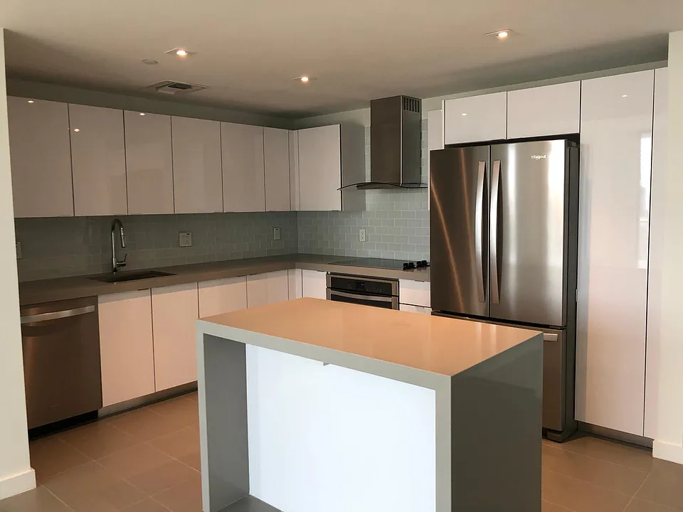 1600 NE 1st Ave #2021