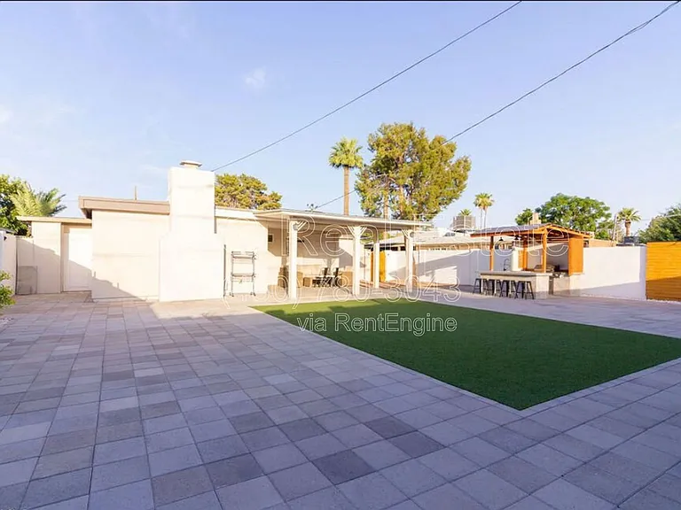 4214 N 20th St — Photo 37