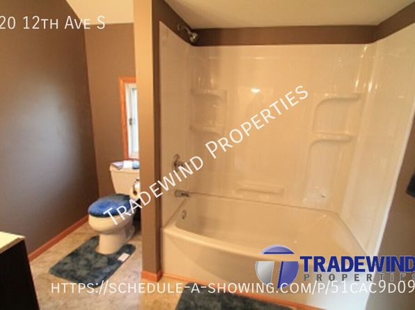 120 12th Ave S