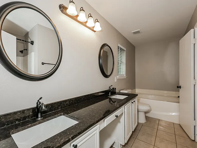 6101 Rising Meadow Dr — Photo 11