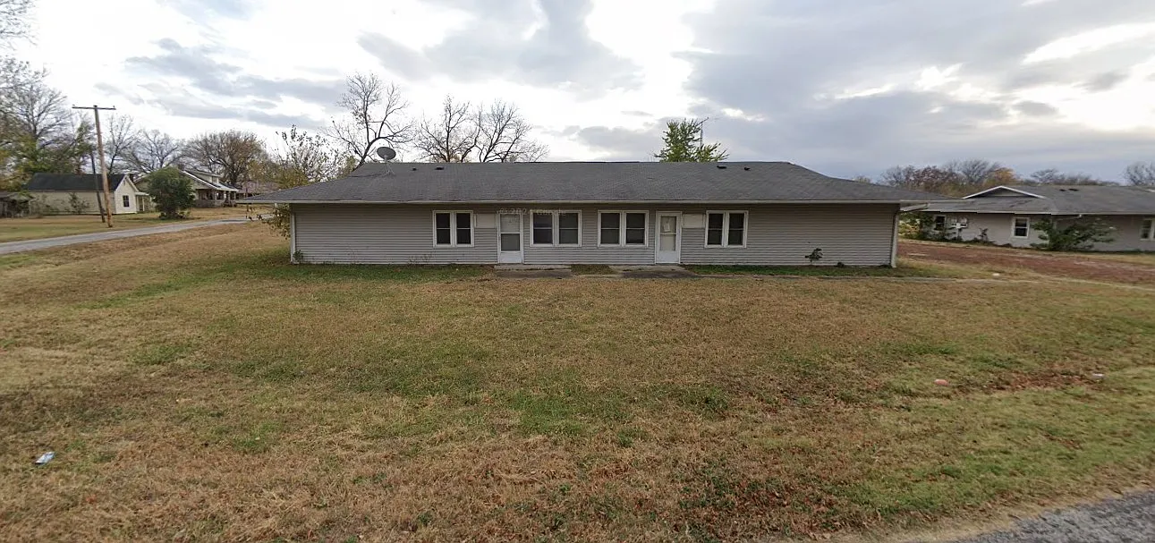 1 bed, $650 — Photo 1