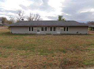 150 E 3rd St #1, Bronaugh, MO 64728