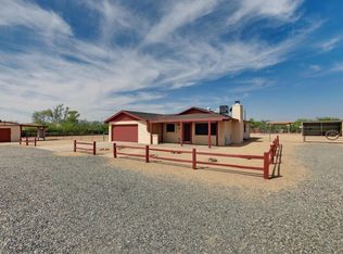 1002 E Maddock Rd, Phoenix, AZ 85086