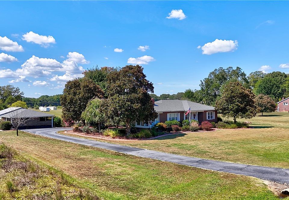 1st image of 4503 Keowee Rd