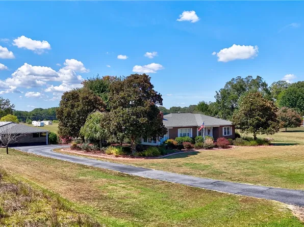 4503 Keowee Rd, Honea Path, SC 29654