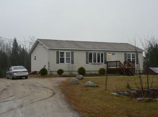 32 Swamp Rd, Bridgton, ME 04009