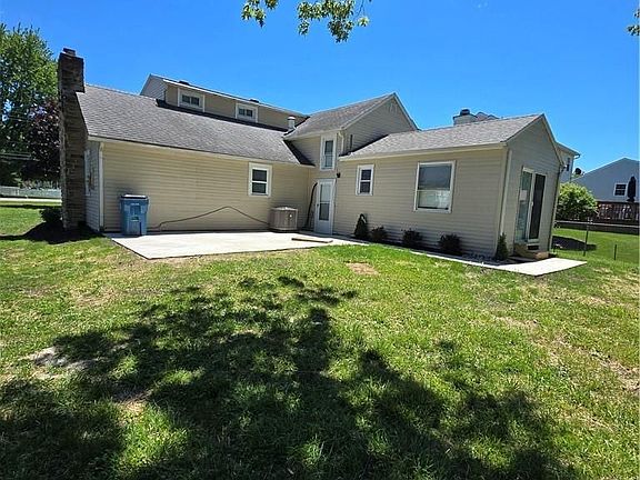 3rd image of 5186 Jaycox Rd