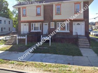 245 W 9th St UNIT C, Chester, PA 19013