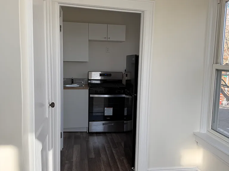 85-04 76th St #2F — Photo 9