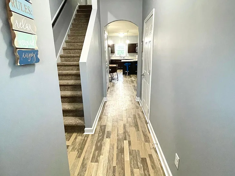 379 Frisco Way — Photo 2