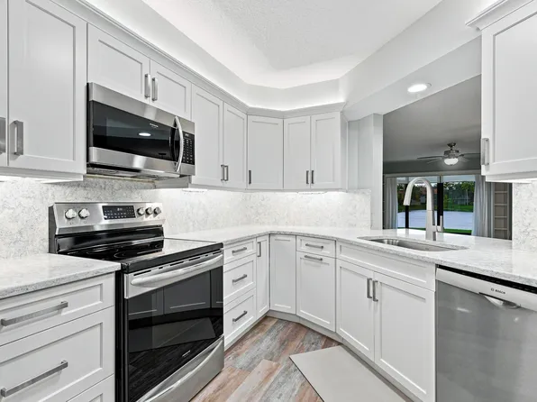 3410 SE MARTINIQUE Trace #102, Stuart, FL 34997