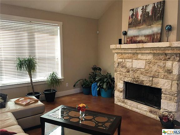 4th image of 870 La Paloma Dr