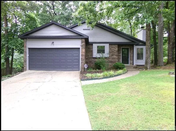 7 Kings Pointe Cv, Little Rock, AR 72211