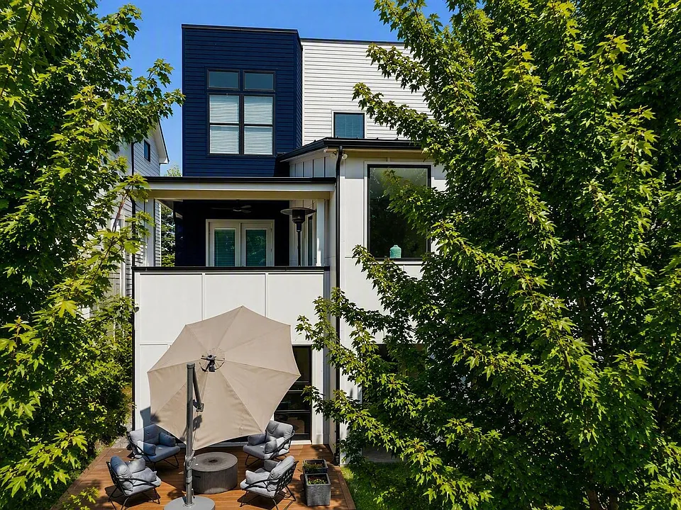 1114 Cecilia Ave
