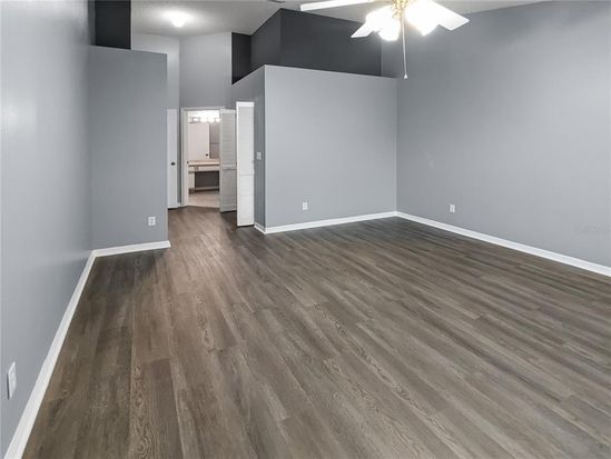 801 Manchester Woods Dr #38, Sun City Center, FL 33573
