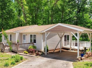 119 Scott Dr, Seneca, SC 29678