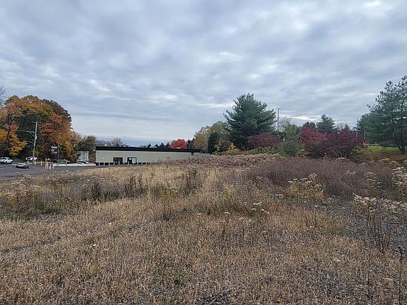 4th image of 4550 E Bristol Rd