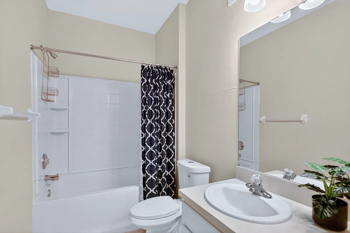 Building Photo - 13364 Beach Blvd #805