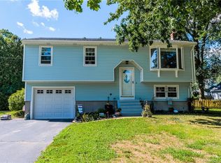 59 Massachusetts Rd, Oakdale, CT 06370