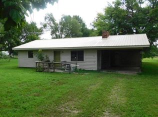 106 Walnut St, Hepler, KS 66746