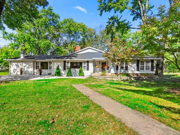 135 E High Point Rd, Peoria, IL 61614